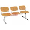 Cadeiras em longarinas cromadas 3 lugares laranja translcido